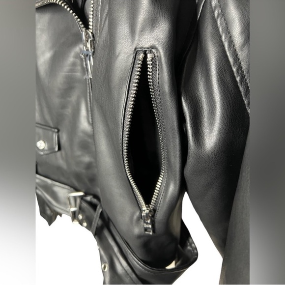 Juicy Couture Women's Black Faux Leather Jacket - Picture 5 of 7